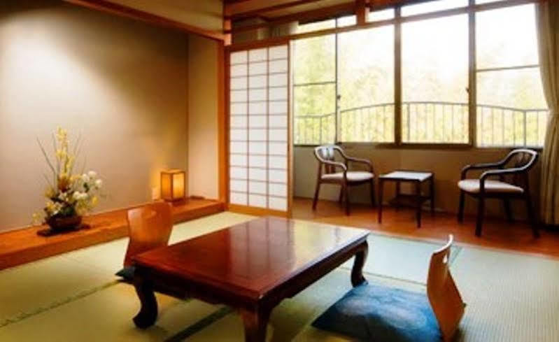 ホテル 木もれび 大津市 エクステリア 写真